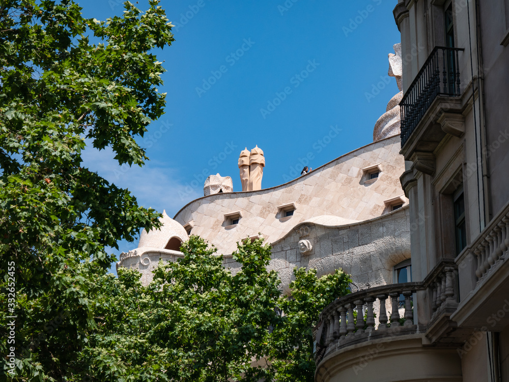 Fototapeta premium Paseo de Gracia in Barcelona, Cataluña, España