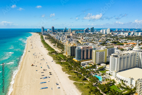 Aerial photo Miami Beach closed due to Coronavirus shut down © Felix Mizioznikov