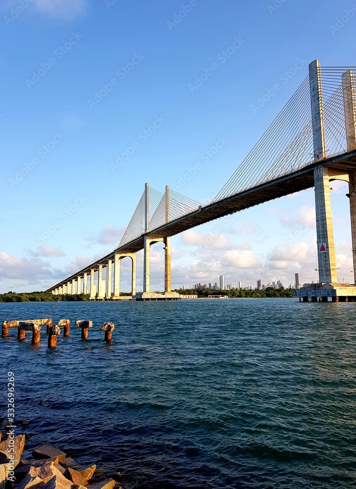 Fototapeta premium Bridge over the Potengi river