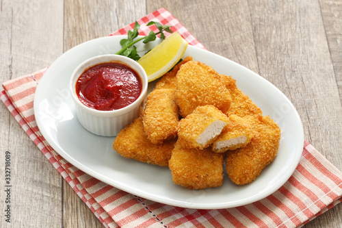 Quadro su tela homemade chicken nuggets with ketchup