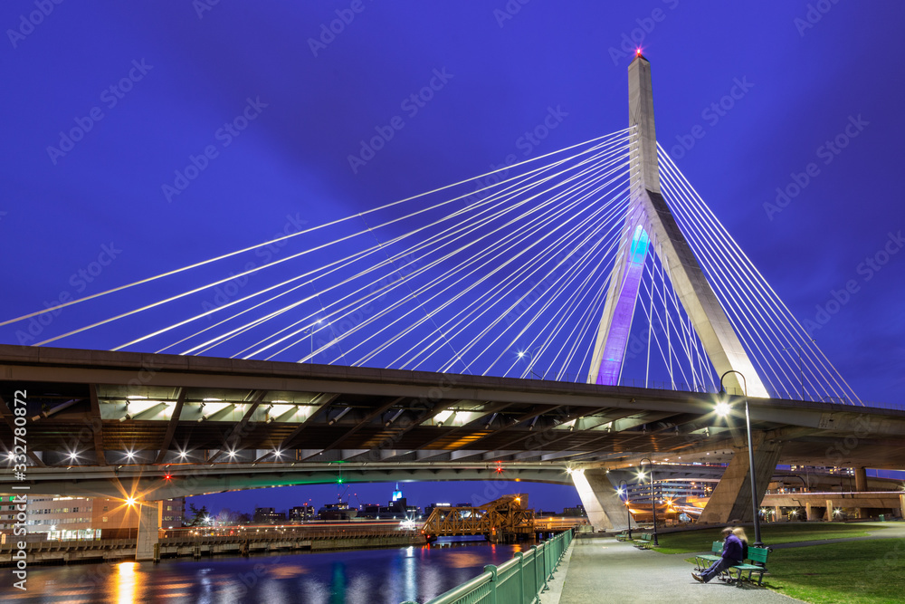 Obraz premium Leonard P. Zakim Bunker Hill Memorial Bridge, Boston, Massachusetts