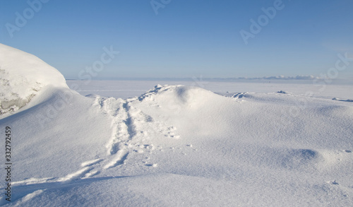 snow covered mountains © Markus Kauppinen