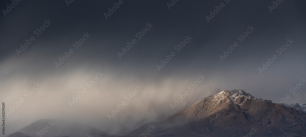 Fototapeta premium mountain landscape showing the typical Tian Shan mountains around Chatyr Kol lake