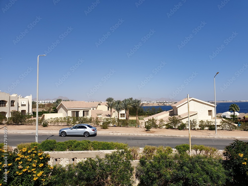 Obraz premium car on the road