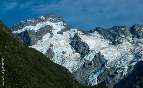 Mountain on Mueller Hut trek in Mount Cook National Park in New Zealand