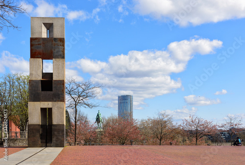 reiterstandbild und heinrich-böll-platz in köln, deutschland photo