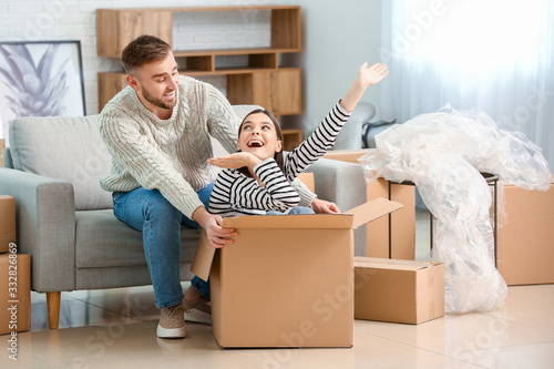 Young couple having fun whi...