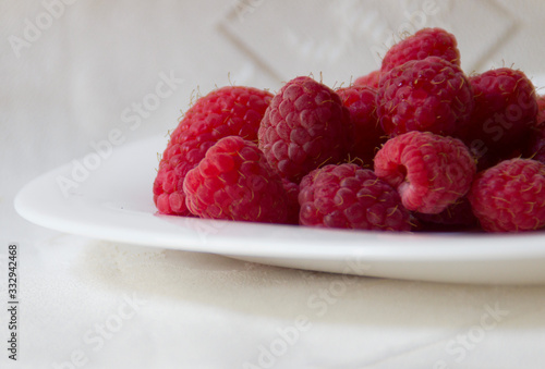 fresh raspberries in a bowl