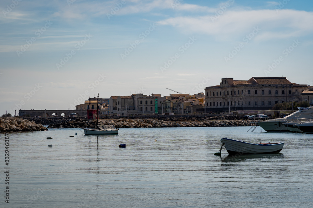 Obraz premium The Bay of Syracuse Italy