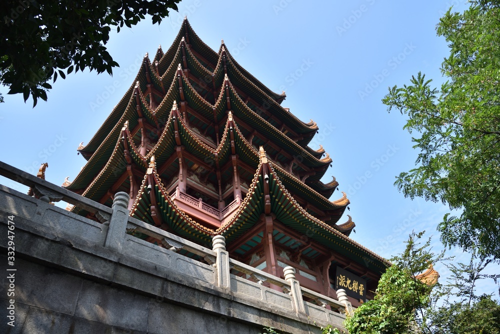 Fototapeta premium Yellow crane pagoda of Wuhan, China
