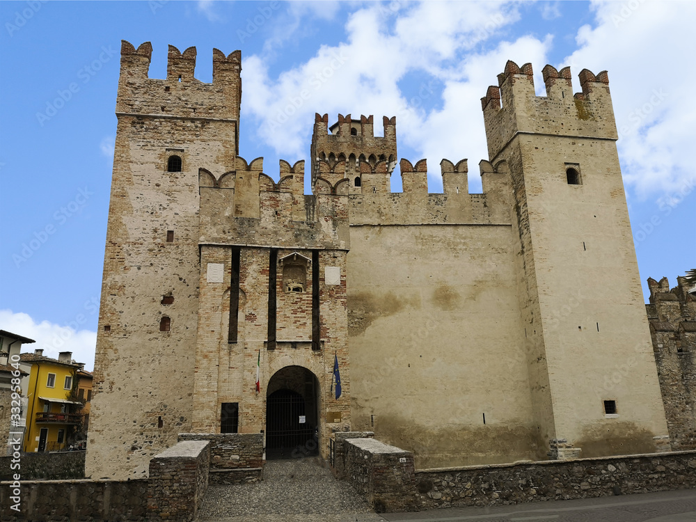 Castello di Sirmione Brescia Italia turismo