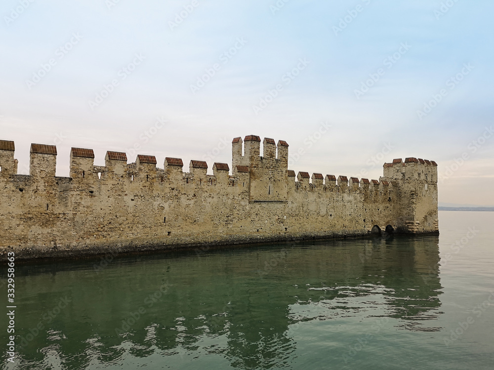 Castello di Sirmione Brescia Italia turismo