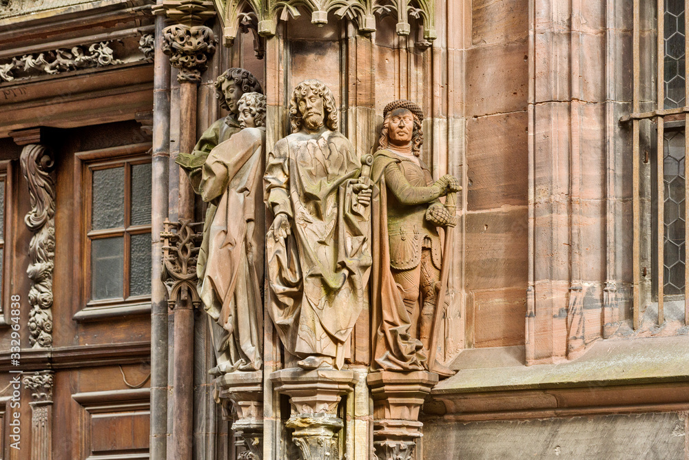 Fototapeta premium statues on a portal in the Cathedral of Our Lady of Strasbourg Alsace, France