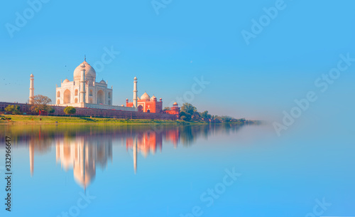 Photography Taj Mahal mausoleum reflected in Yamuna river - Agra, Uttar Pradesh, India