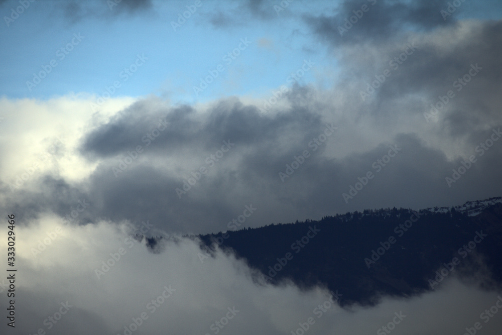 clouds in the sky,cloud, nature, storm, blue, weather,landscape, cloudscape,mountain, atmosphere, dramatic,evening 