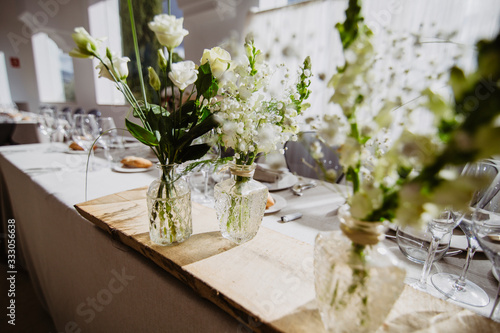 wedding dining room © saragraphika