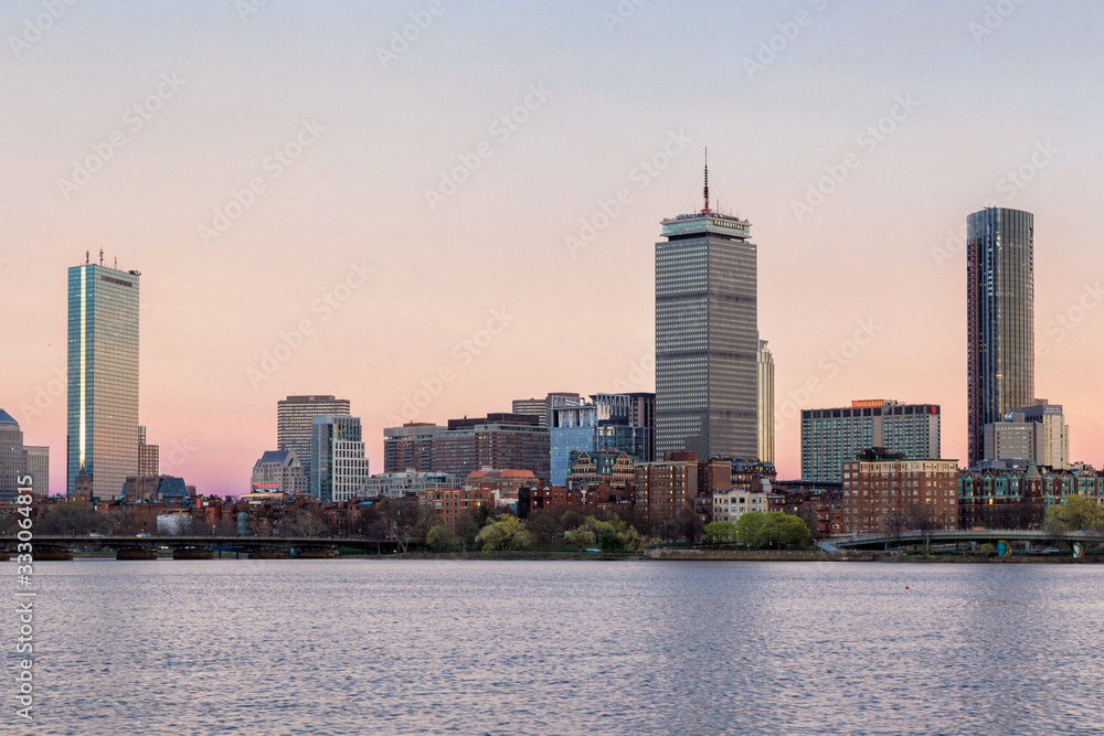 Obraz premium A Epici Pink Sunset in Boston City