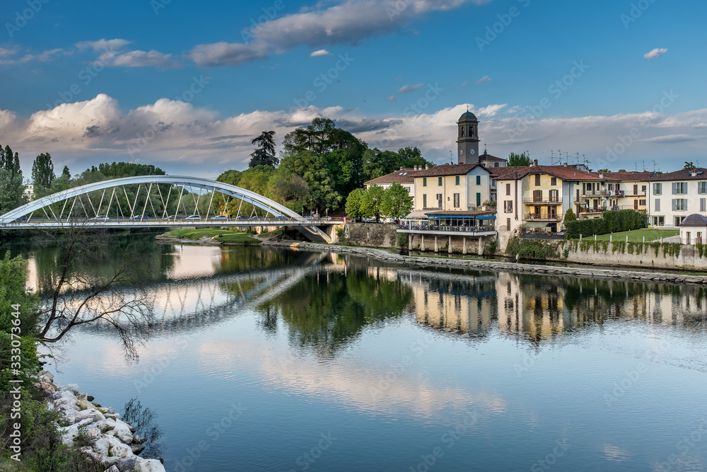 ponte sul fiume Adda