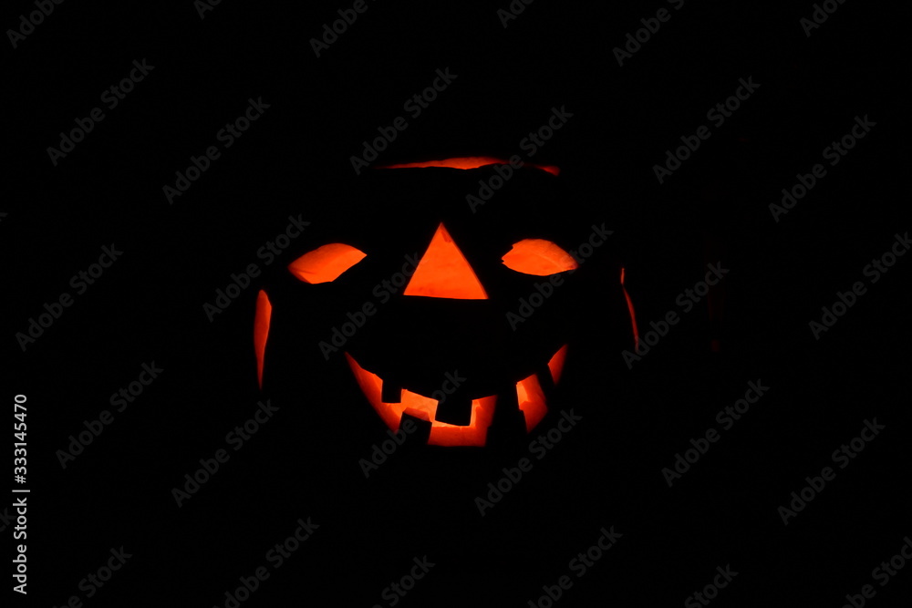 Halloween - Kürbis leuchten, freundlich Gesicht Halloween - Kürbis leuchten, freundlich Gesicht