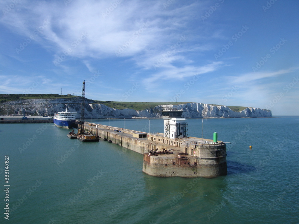 Hafen und Kreidefelsen Dover