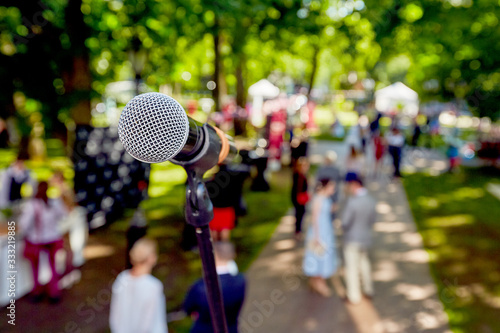 Microphone for concert outdoor event © alejandroav