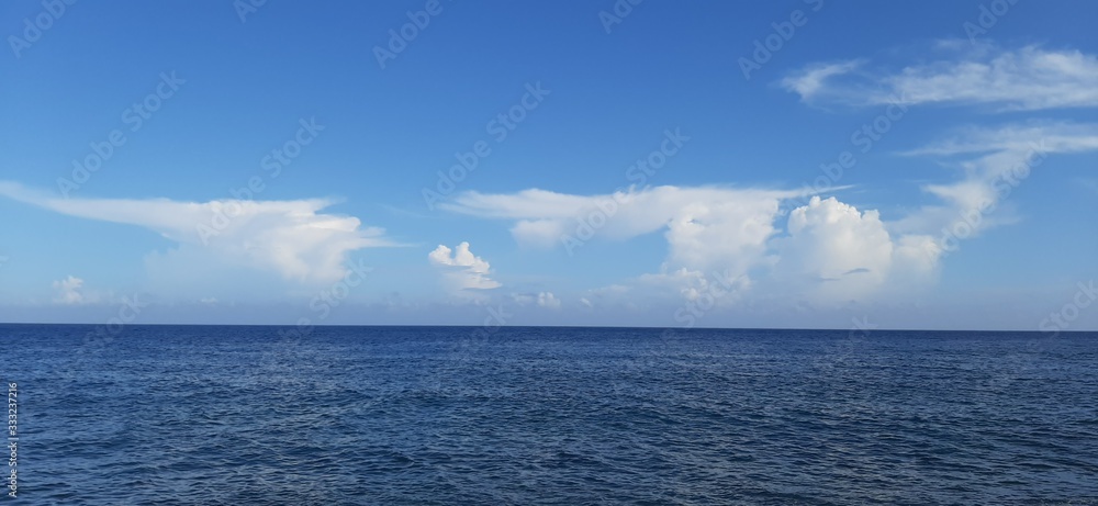 Caribic Ocean's view from el Malecón (Havana) Caribic Ocean's view from el Malecón (Havana)