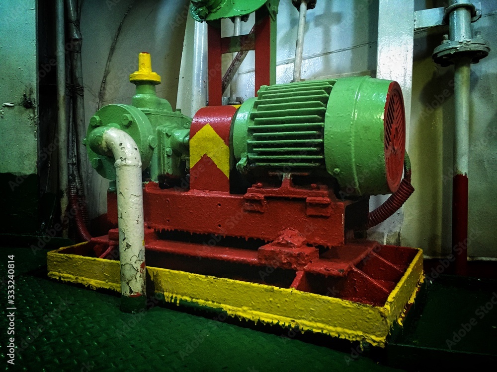 Foto de The liquid pump in a vessel. The pump is usually used to pump