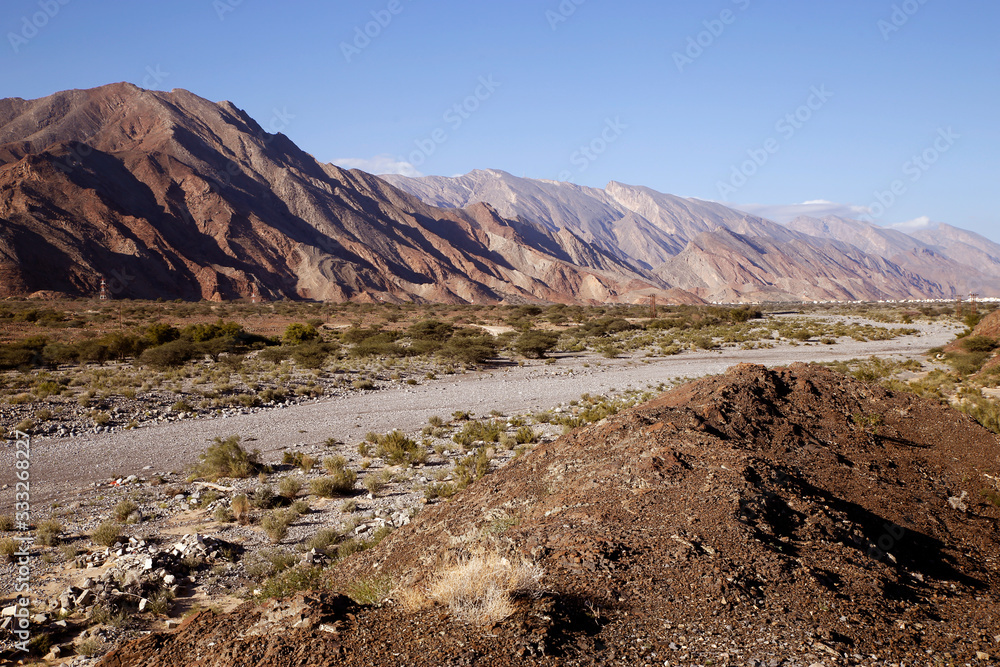 Ophiolite mountains along the Oman highway 