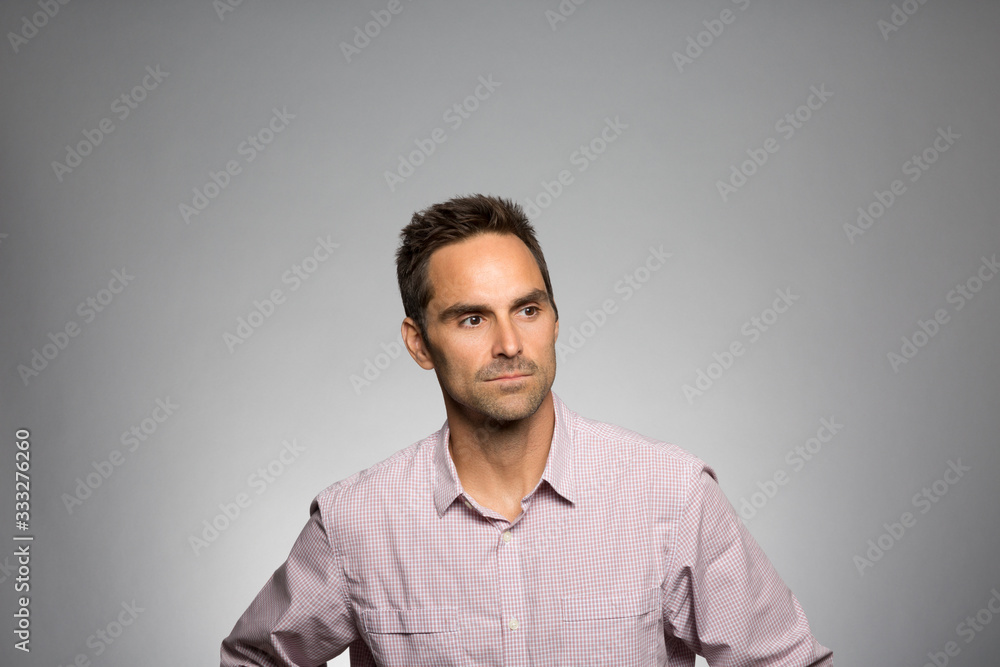 Obraz premium Studio portrait of a pensive professional man