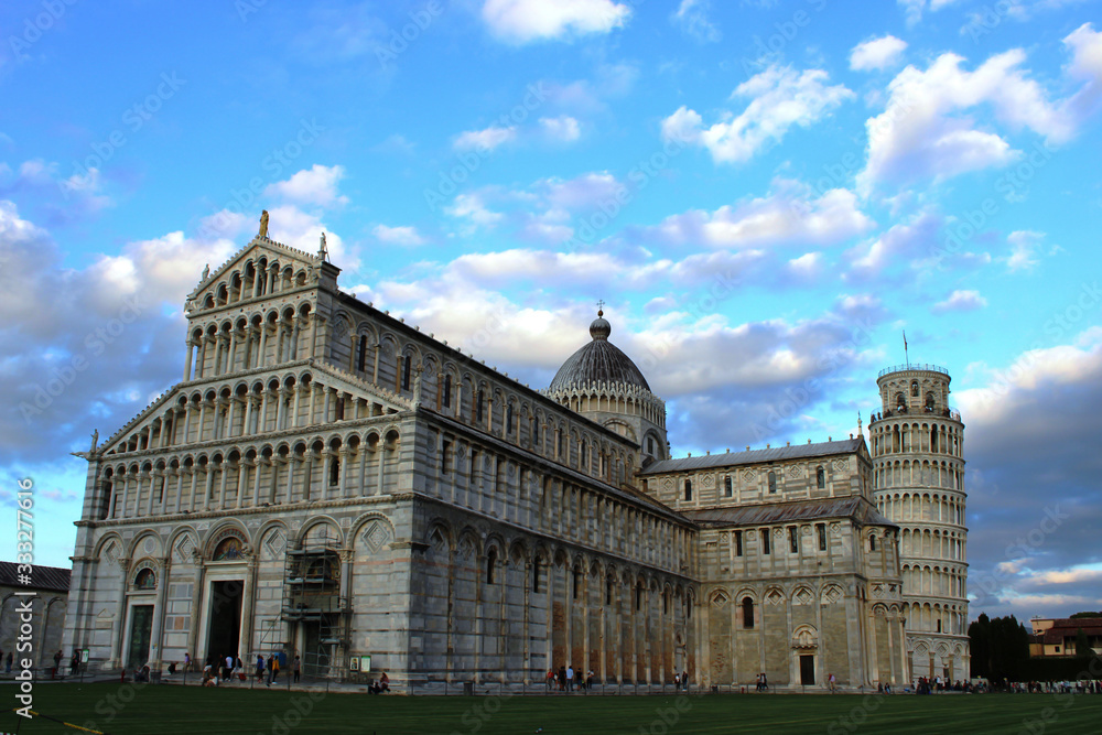  Cathedral of Pisa