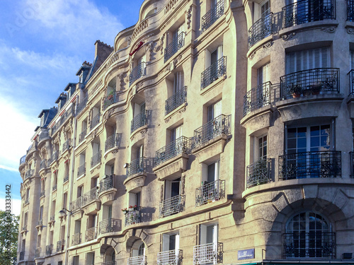 Haussmann Building Paris © Peter