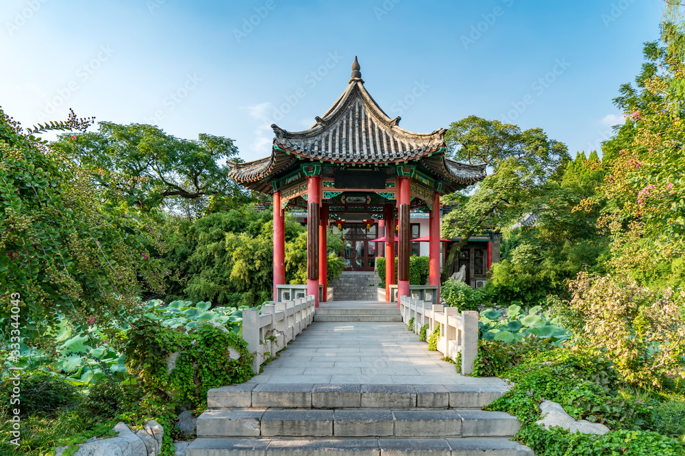 Ancient architectural landscape of Daming Lake Park in Jinan.. Ancient architectural landscape of Daming Lake Park in Jinan..