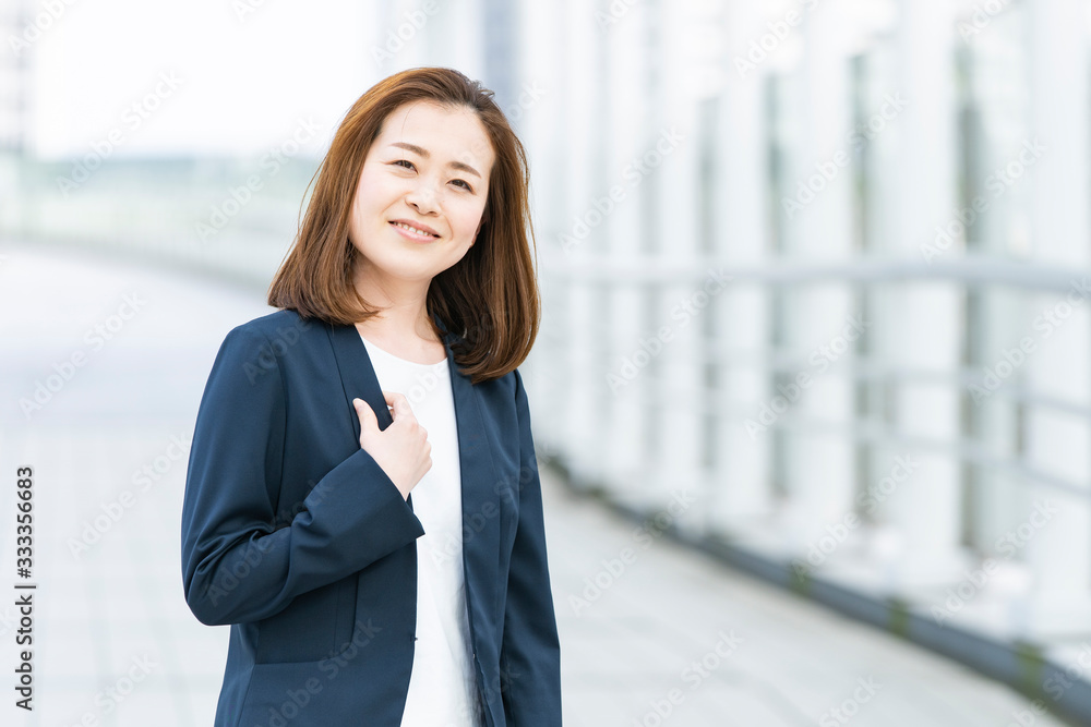 Fototapeta premium ビジネスウーマンのポートレート