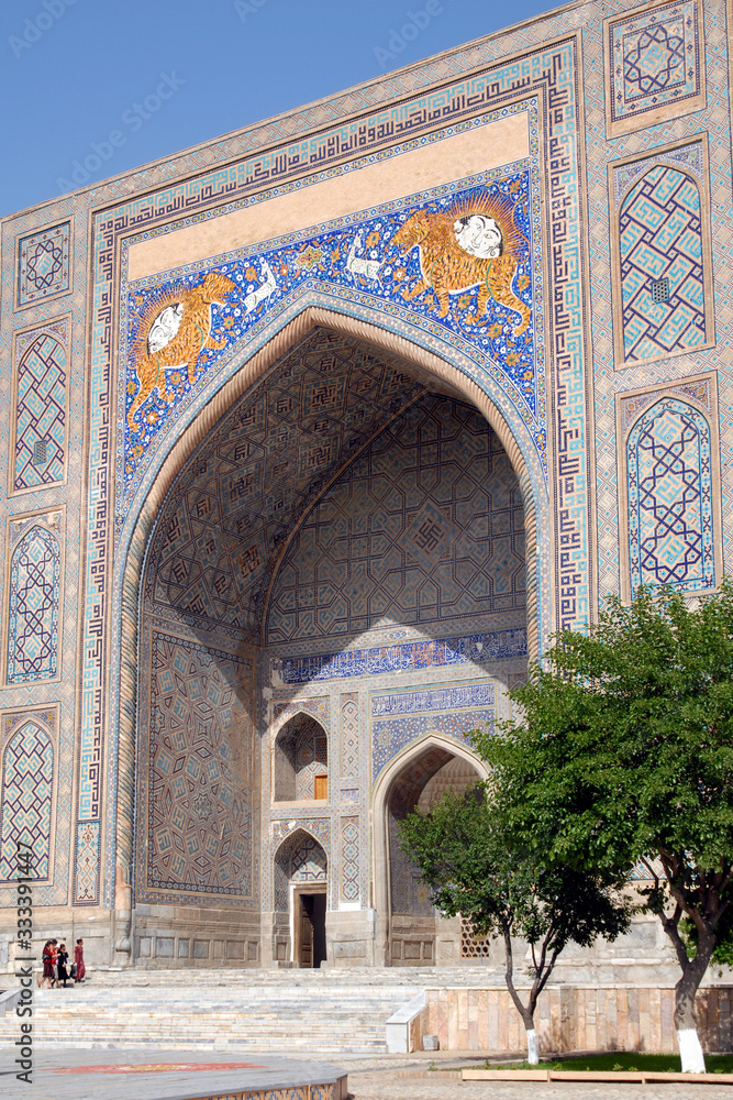 Fasade (portal) of Sherdor Madrasah. Registon Square, Samarkand, Uzbekistan.