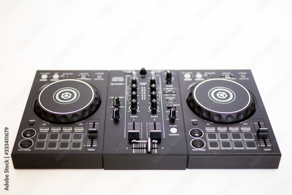 Fototapeta premium dj controller on a white background