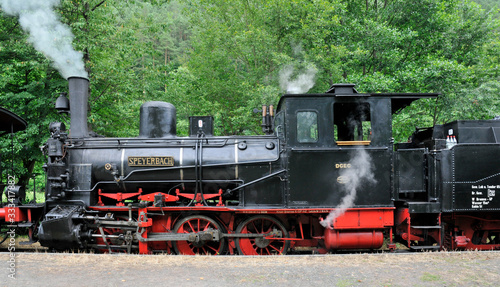 kuckucksb  hnel im bahnhof elmstein