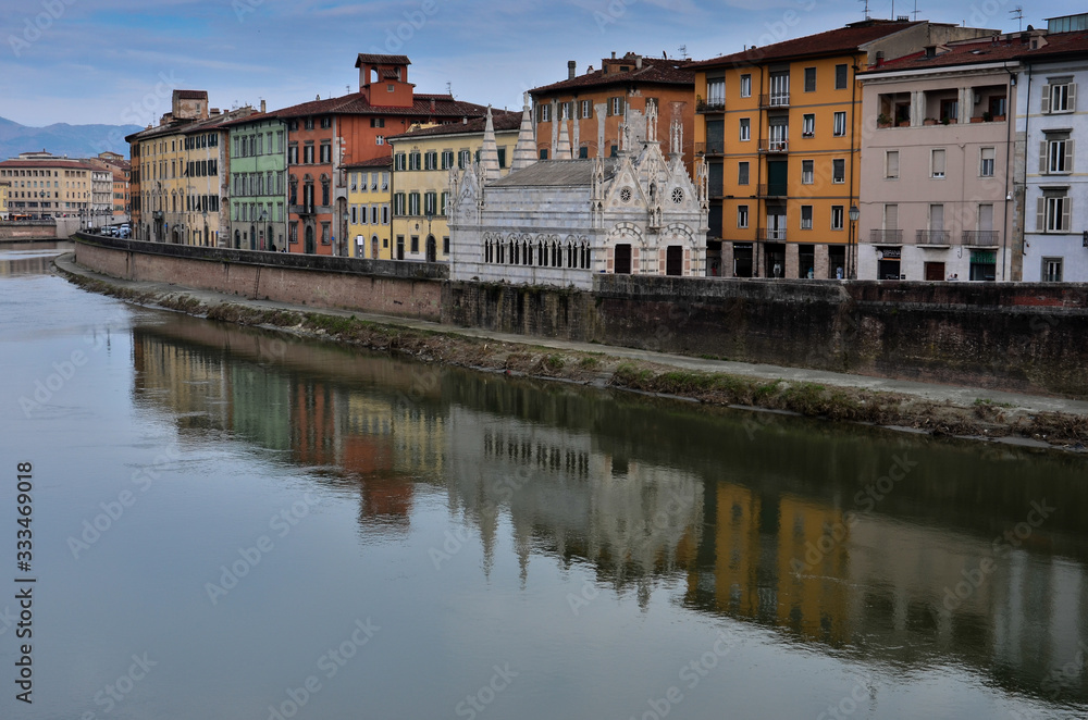 Santa Maria della Spina -Arno River - Pisa, Italy 2