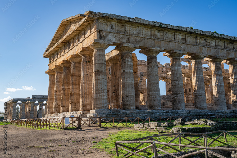 Fototapeta premium A look at a temple in Paestum Italy