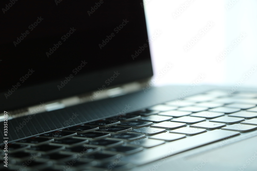 Computer, Tastatur, Schreibtisch, Arbeit, weißer Hintergrund Computer, Tastatur, Schreibtisch, Arbeit, weißer Hintergrund