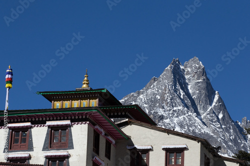 Himalaias Mountains and monastery
