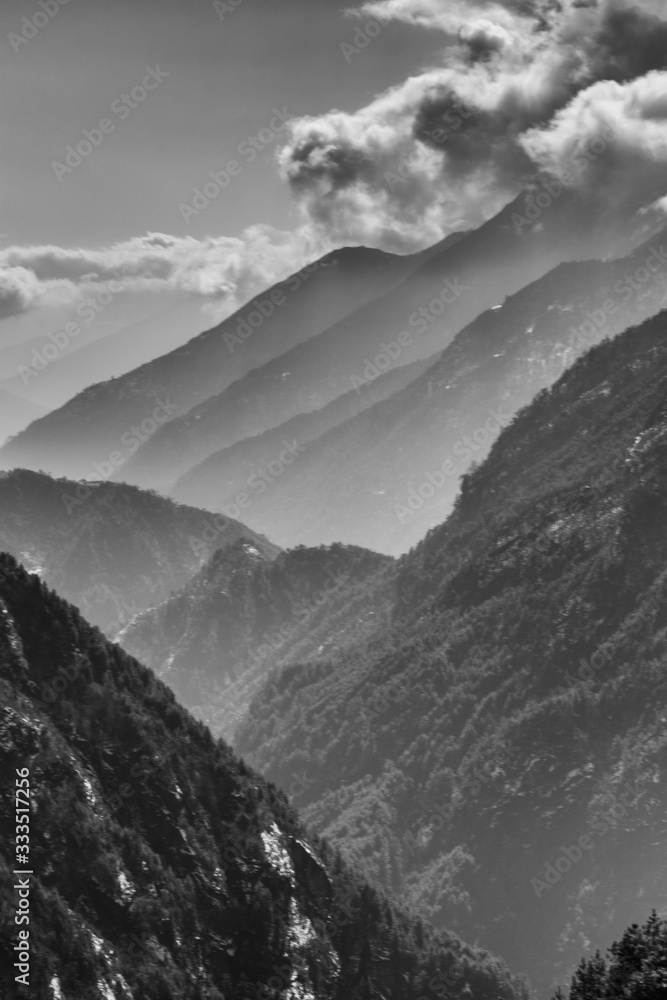 Obraz premium mountains and clouds