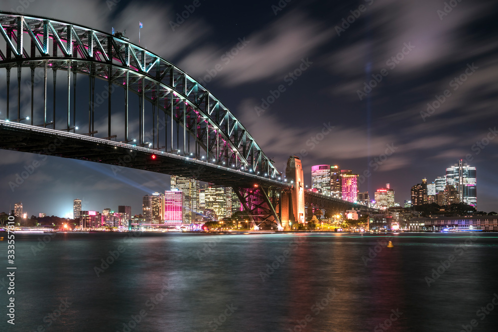 Obraz premium Sydney Harbour Bridge at night, Vivid Sydney, Australia