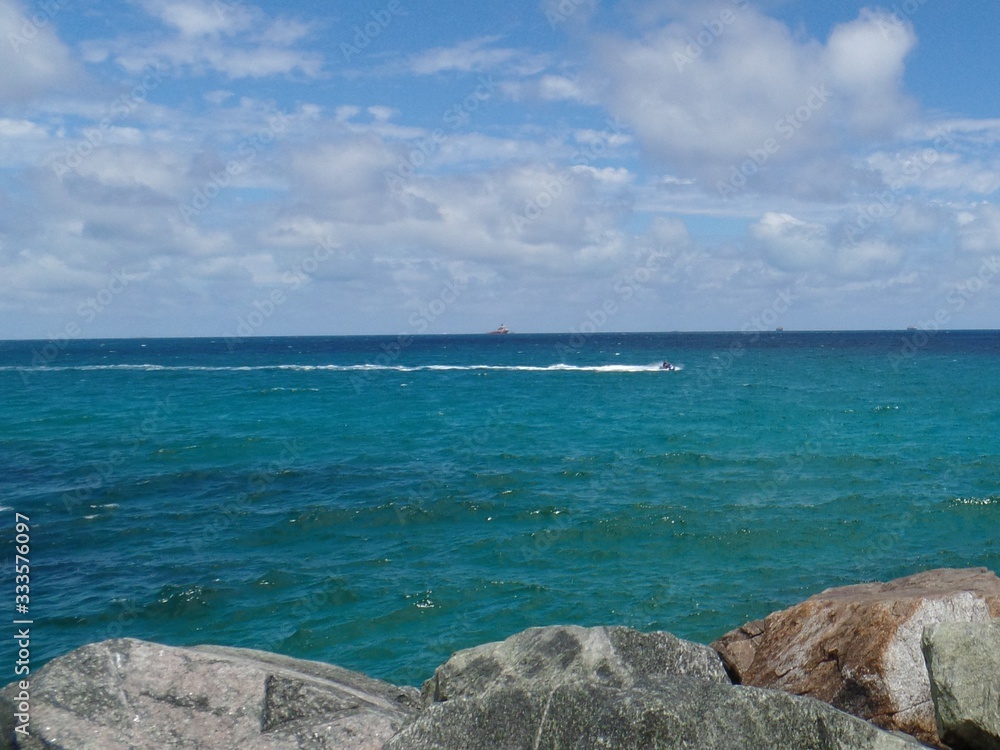 Blue Sea Blue Sea