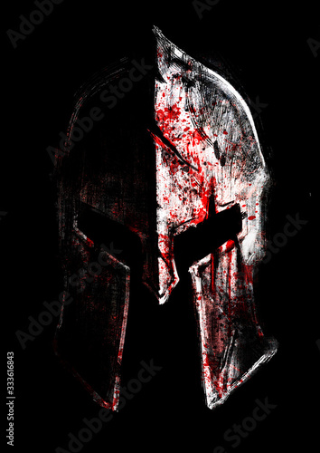 Foto Spartan helmet broken by endless battles, a lot of scratches here and there, deep and not very, it is wrecked with splashes of blood
