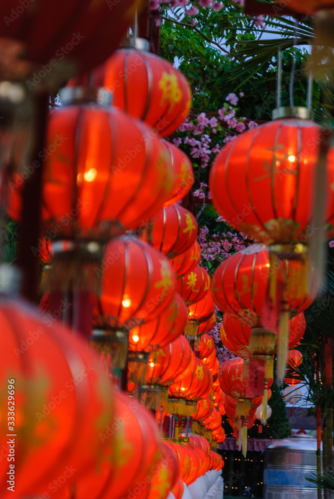 Naklejka premium Lanterns at Buddhist Temple