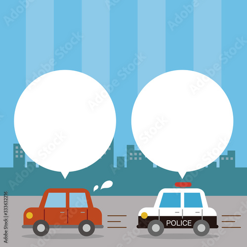 違反車両を追いかけるパトカー（フキダシ☓2）