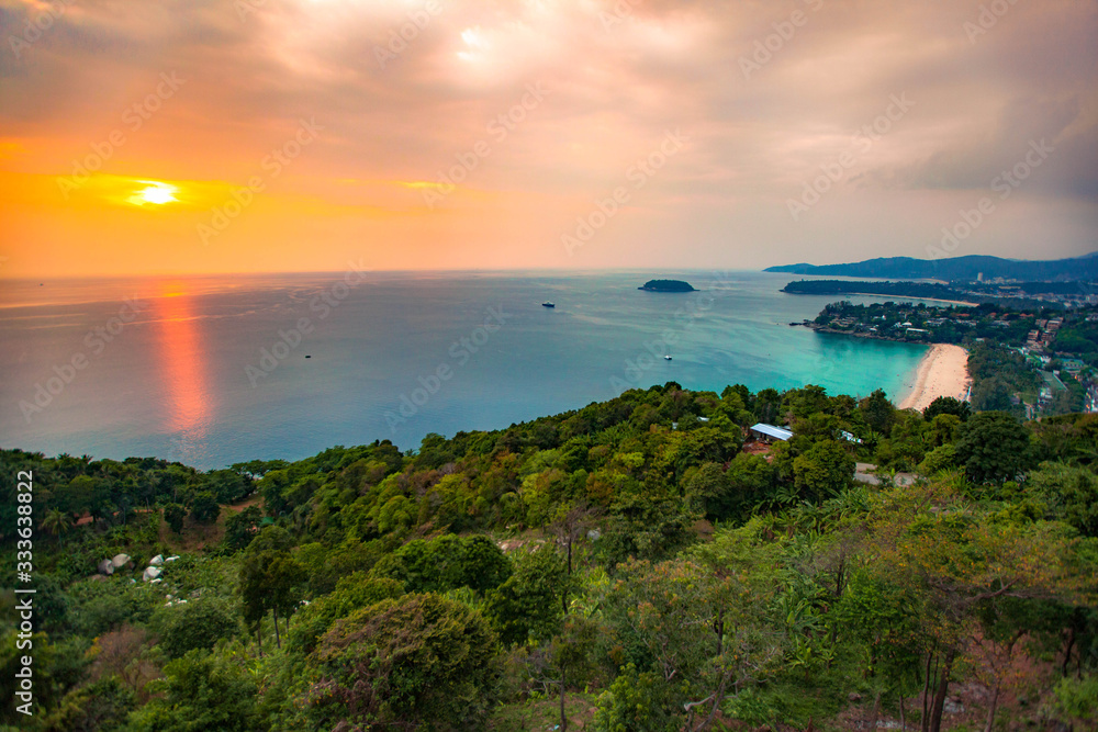 beautiful sunset on the island bay beautiful sunset on the island bay