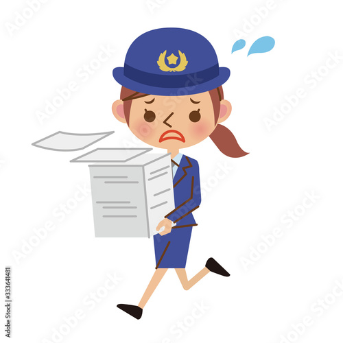 書類を抱えて走る女性警察官