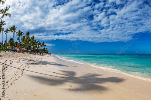 Fototapeta Naklejka Na Ścianę i Meble -  Beautiful sand beach in Punta Cana