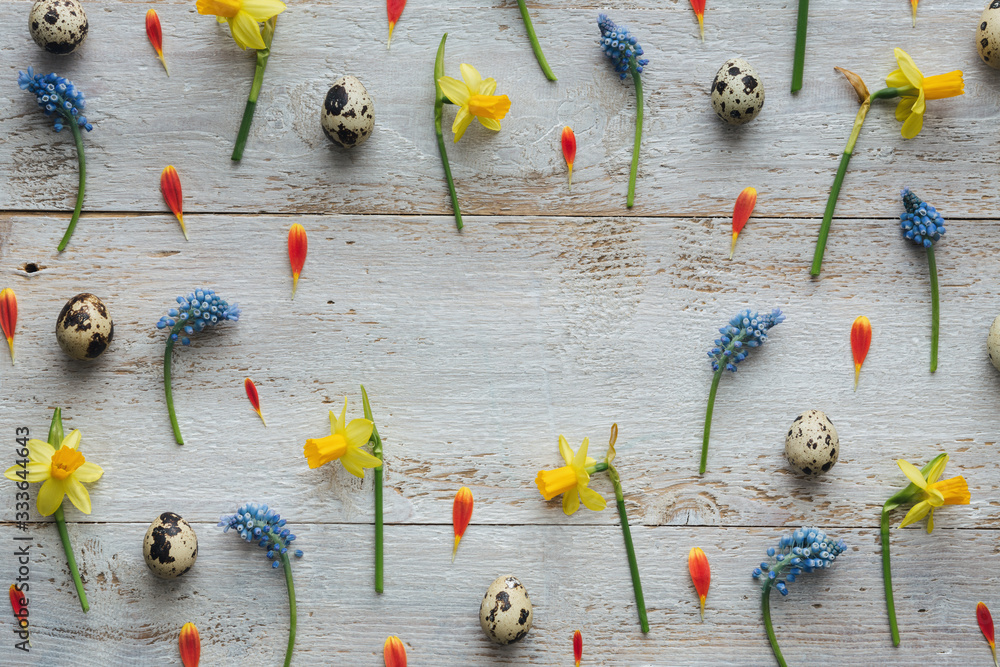 Fototapeta premium Easter Background With Eggs And Flowers